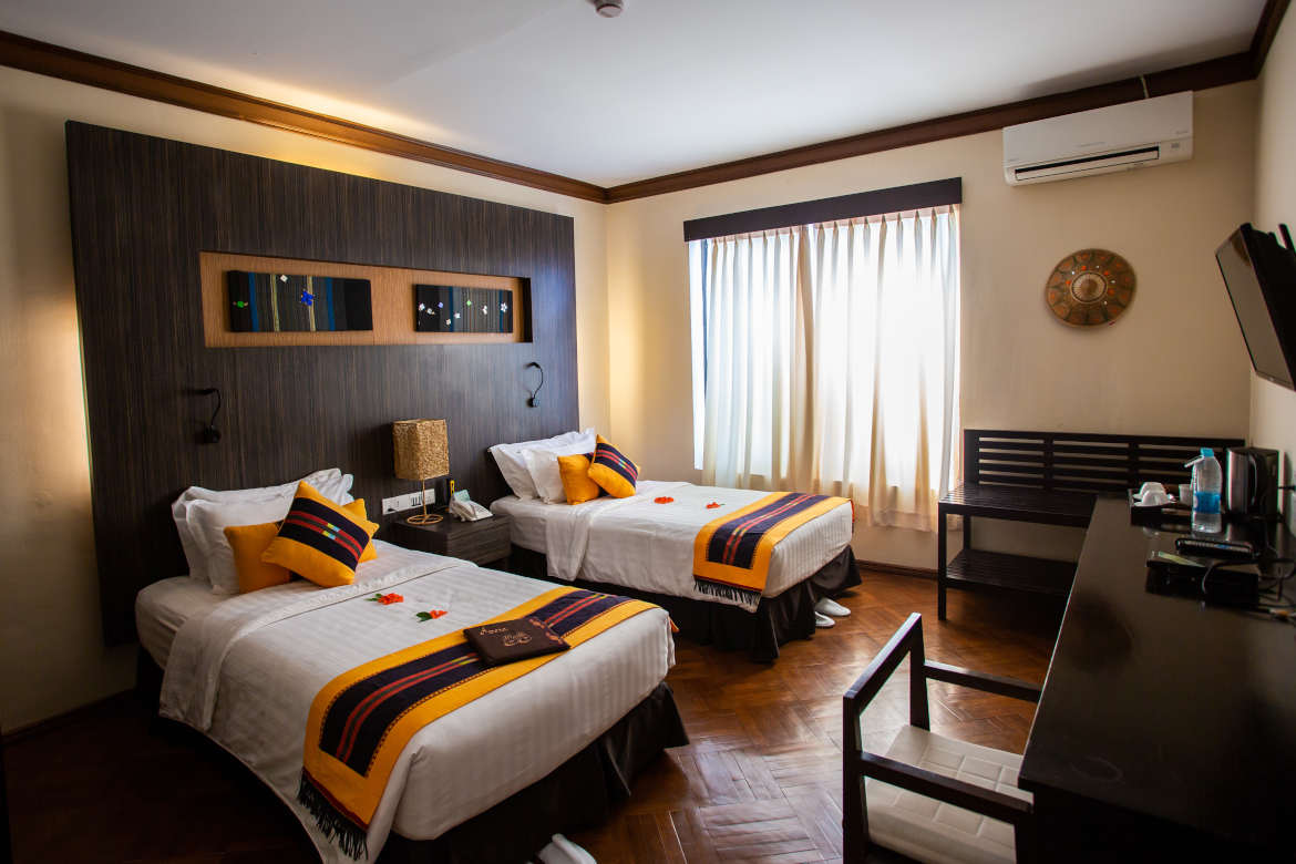 /images/room/amata-inle-resort-deluxe-suite-room12.jpg
