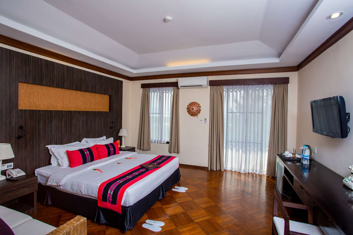 /images/room/amata-inle-resort-deluxe-room5.jpg