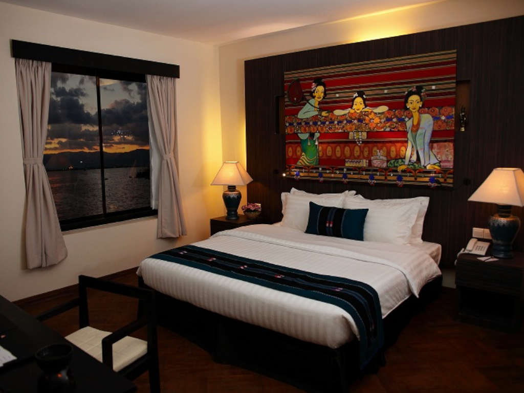 /images/room/amata-inle-resort-deluxe3.jpg