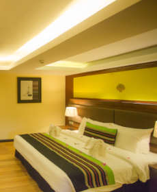 amata-my-bagan-residence-suite-room1.jpg
