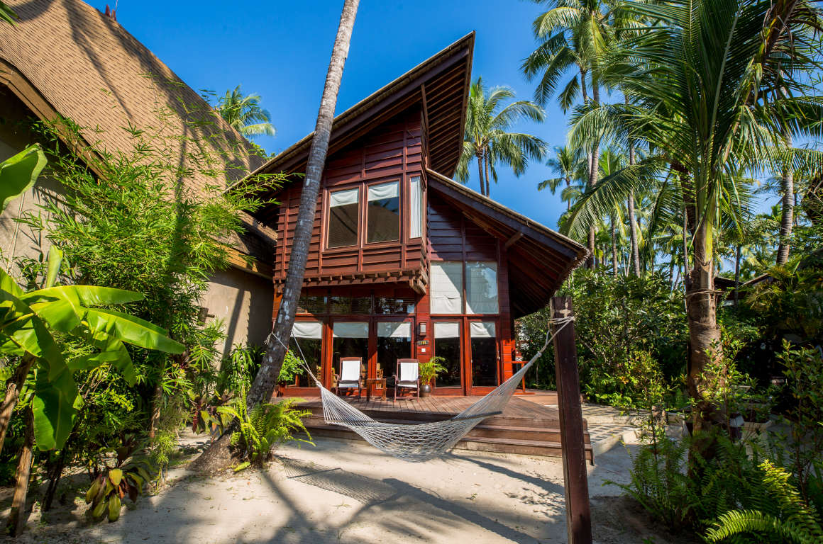 /images/room/amata-ngapali-resort-cabana-cottage2.jpg